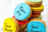 Simple New Years Decorated Oreos