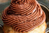 Velvety Chocolate Cream Cheese Icing