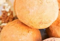 Easy 4-Ingredient Champagne Truffles