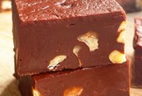 Creamy Marshmallow Fantasy Fudge