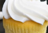 Perfect Homemade Vanilla Cupcakes
