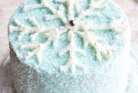 Winter Snowflake Cake