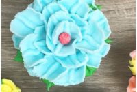 Russian Piping Tips Buttercream Tutorial