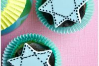 Festive Star of David Cupcakes