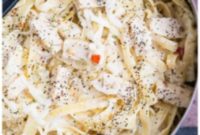 Creamy Healthy One-Pan Fettuccine Alfredo