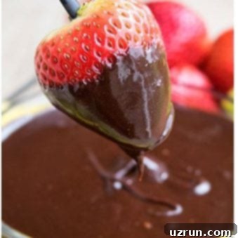 Easy Chocolate Fondue 3 Ingredients 7 Easy Homemade Chocolate Fondue With Strawberry Dipper