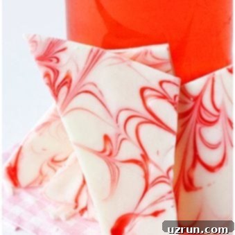 Quick White Chocolate Bark Topping Ideas 4 Easy White Chocolate Bark on Pink Napkin