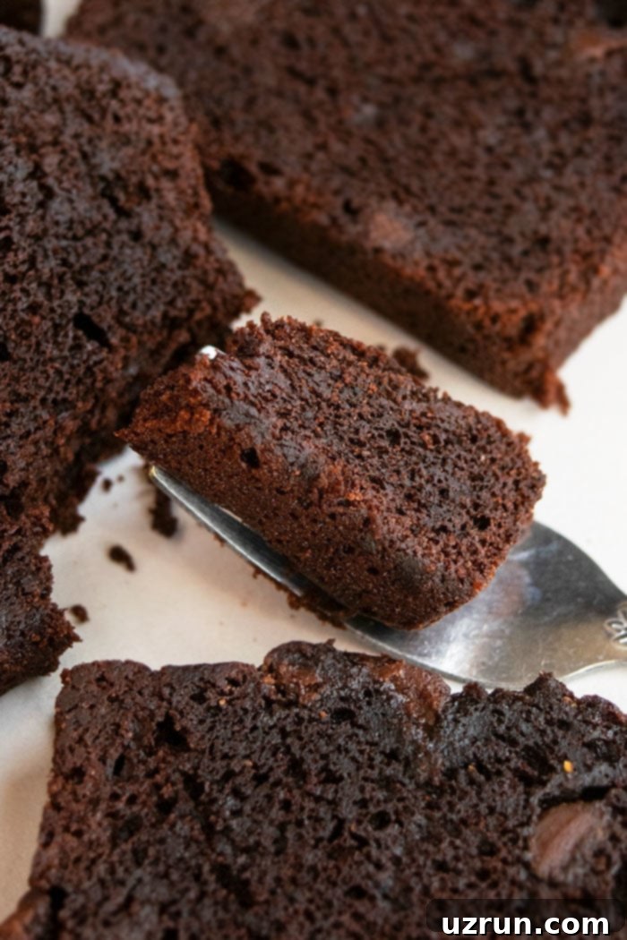 Easy Chocolate Pound Cake with Cake Mix 4 Moist Chocolate Sour Cream Pound Cake