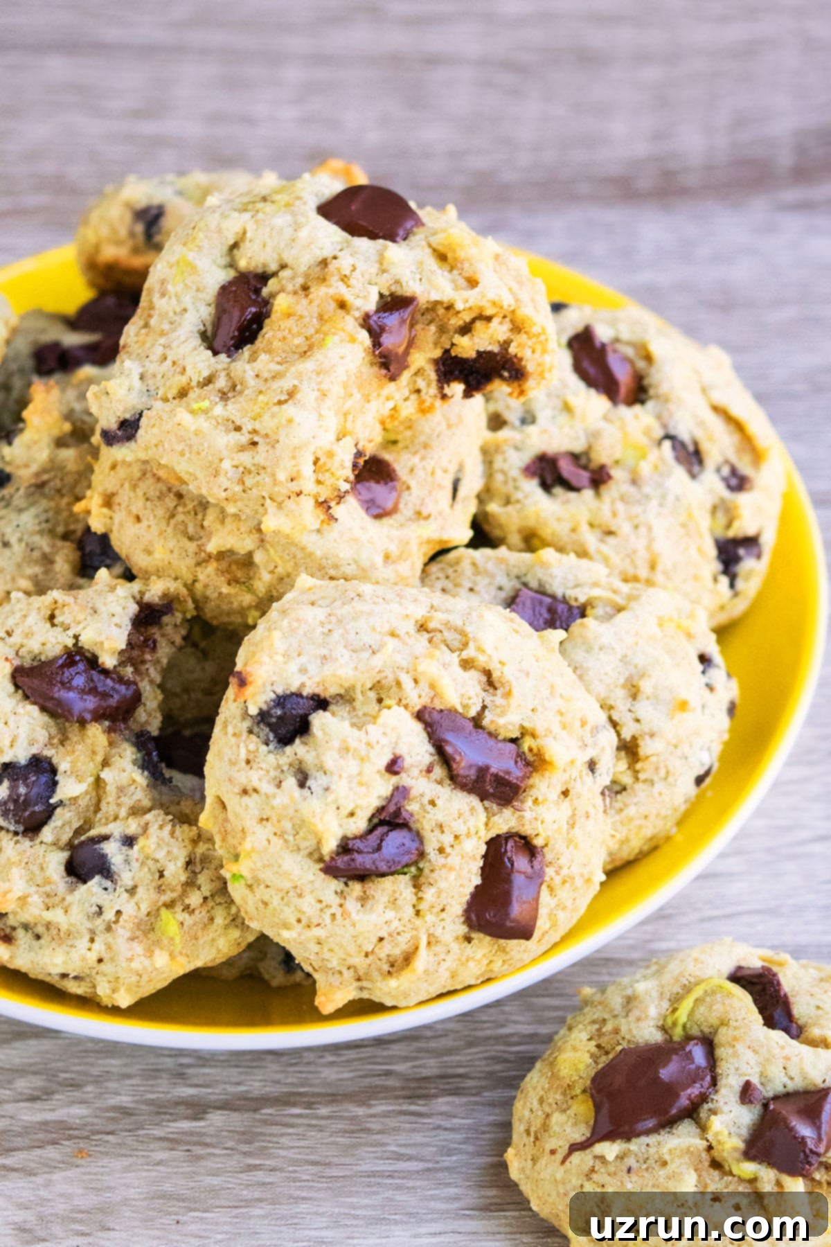 Delicious Avocado Chocolate Chip Cookies 5 Arrangement of Easy Avocado Cookies with a subtle green hue and chocolate chips, ready to be served.