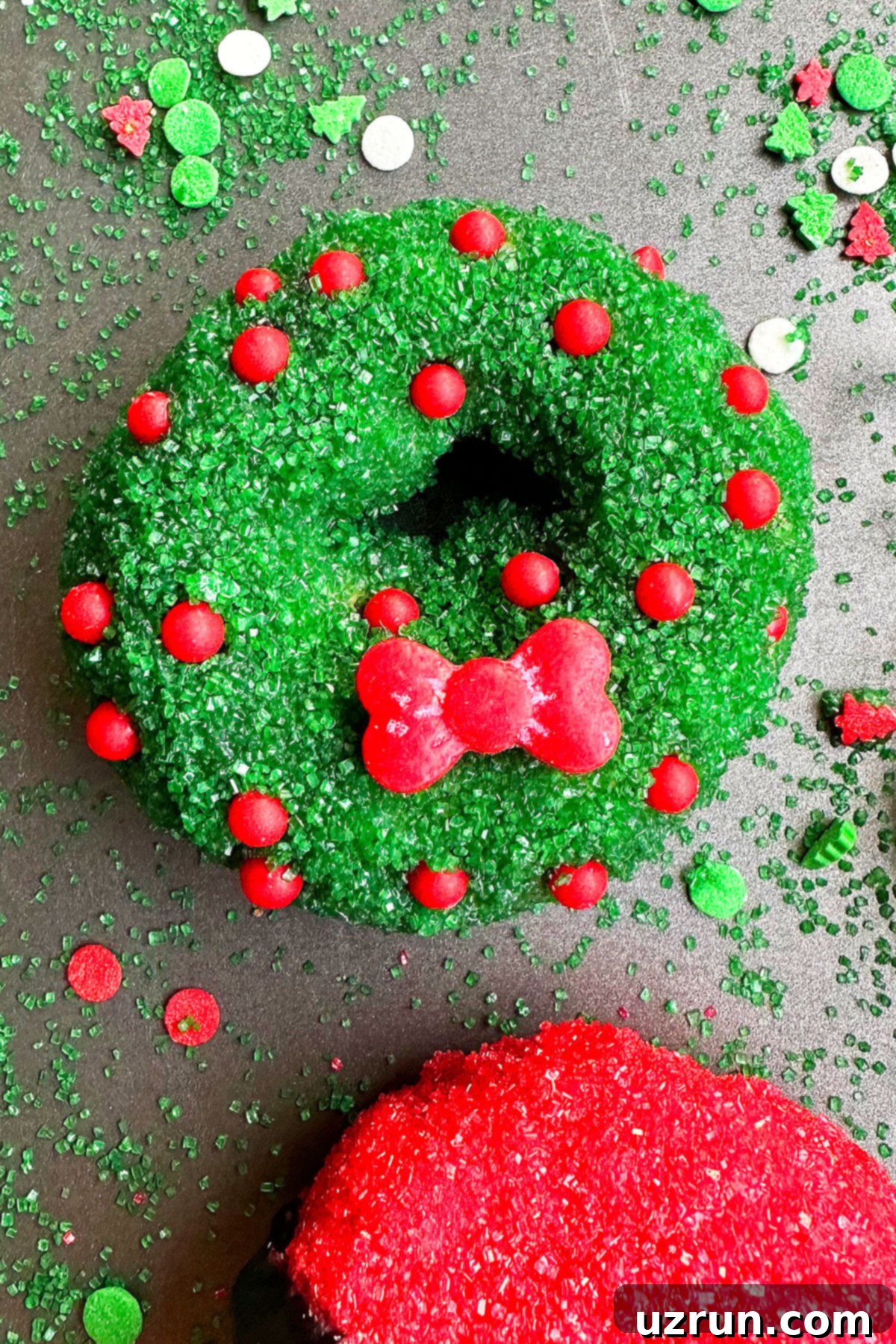 Festive Donut Fun: 6 Easy Designs 7 Easy Wreath Donut on Gray Tray.