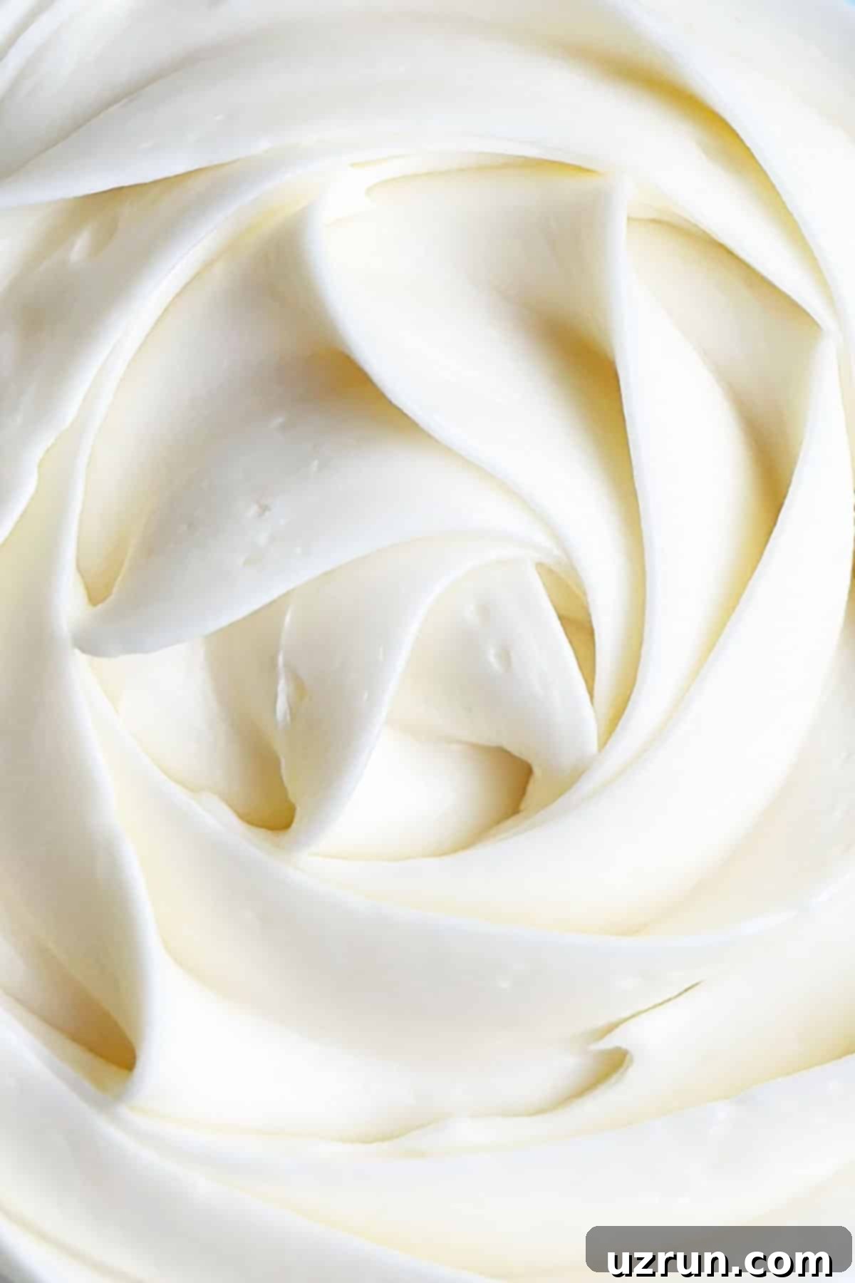 Easy Almond Buttercream Frosting 4 Closeup Shot of Piped Icing.