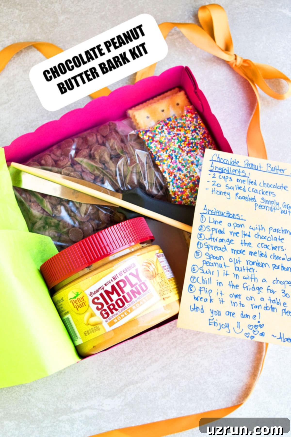 Easy Homemade Food Gifts for Christmas 7 Homemade Chocolate Bark Gift Box.